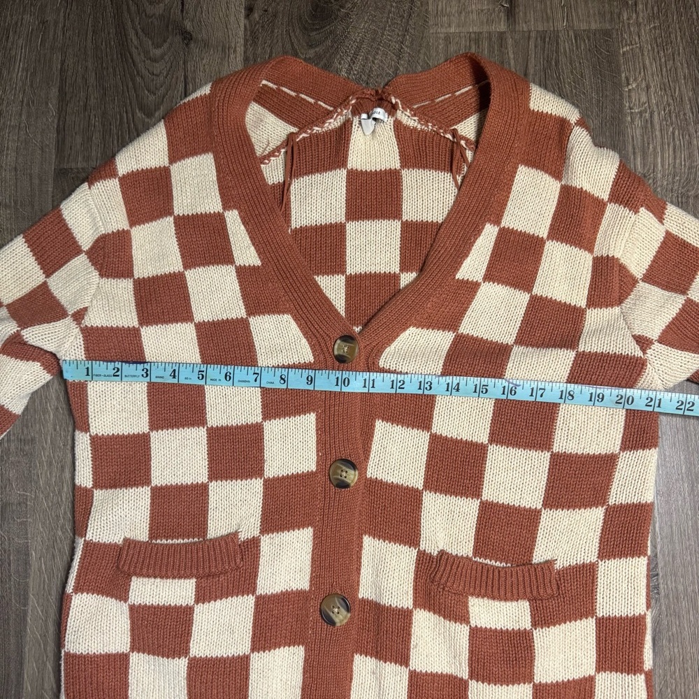 American Eagle Cream and Terracotta Oversized Checkerboard Cardigan - Picture 5 of 7